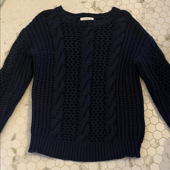 Lambswool angora cableknit sweater - Picture 2 of 6
